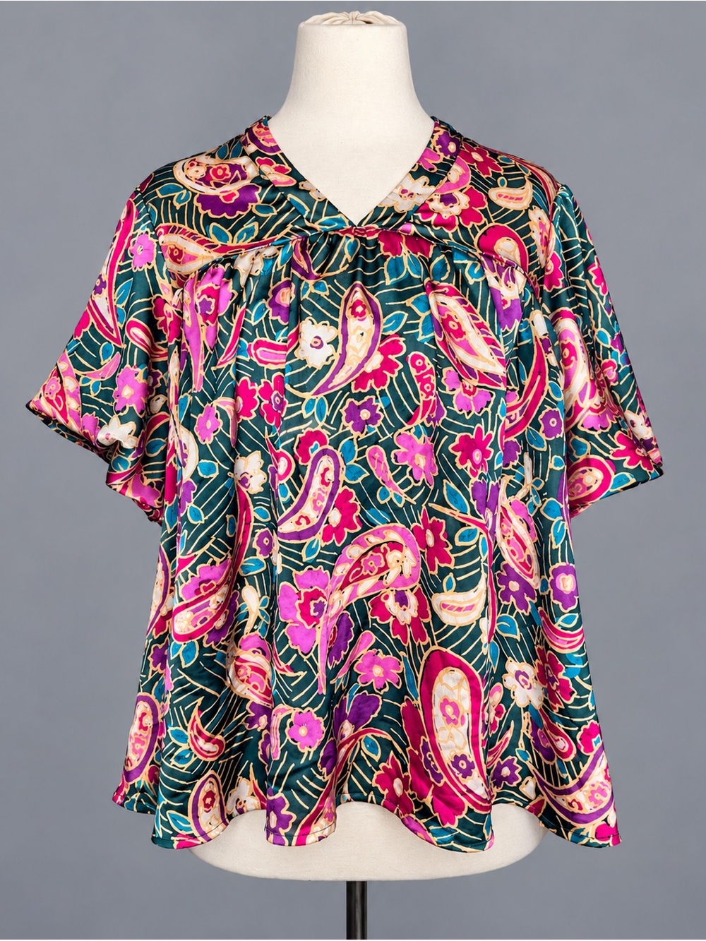 entro Teal and Pink Paisley Short Sleeve V-Neck Blouse